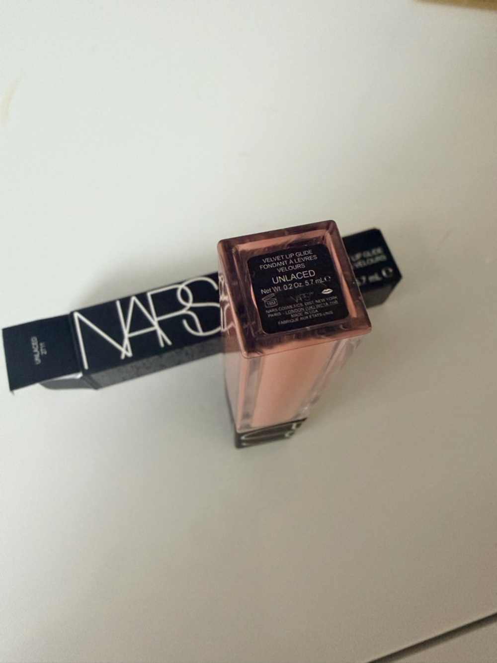 NARS Unlaced Velvet Lip Gloss - BRAND NEW - Picture 2 of 5